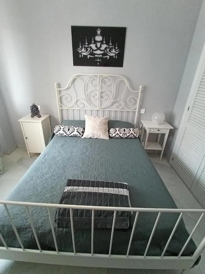 Cozy Apartment & Free Parking Sevilla Spanyolország